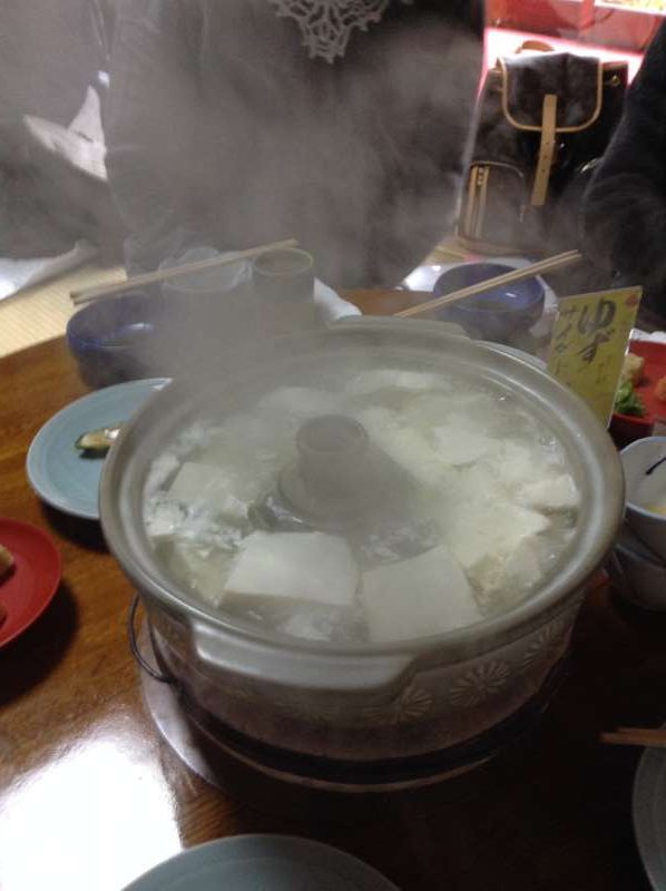 Kyoto Private Tour - -Boiled Saga Tofu
This area including Arashiyama is called “Saga-no”. Saga tofu is the brand name of this tofu.
Tofu is served heated in winter, chilled in summer.