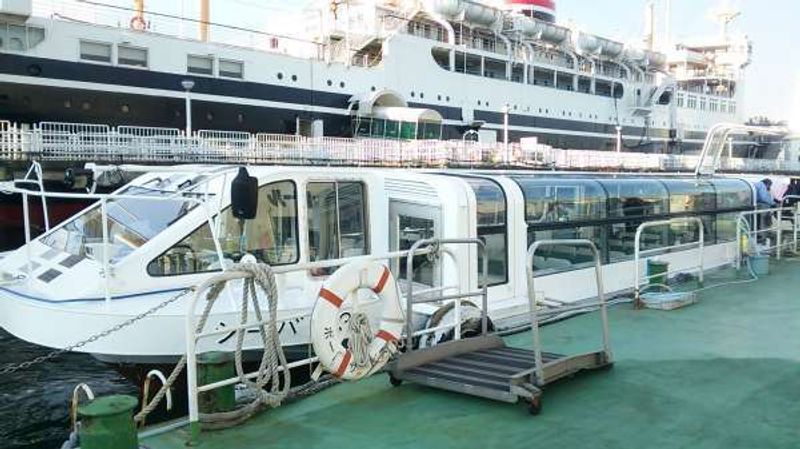 Yokohama Private Tour - Sea Bus