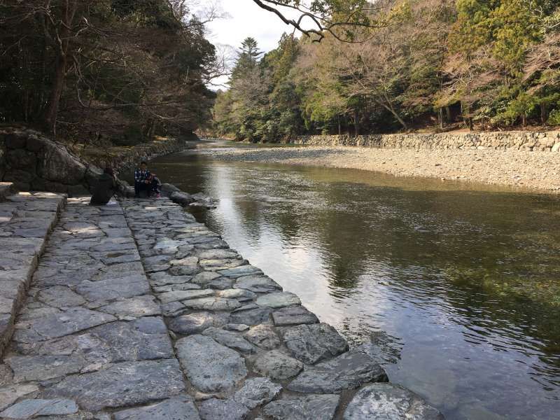 Mie Private Tour - The bank of Isuzu River for Purification ritual