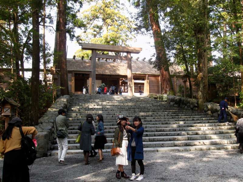 Mie Private Tour - In front of Main Sanctuary in Naiku -  From step to further, taking photo is prohibited.