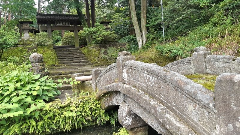 Kamakura Private Tour - Ancient Zen Buddhist temple leading to hiking route