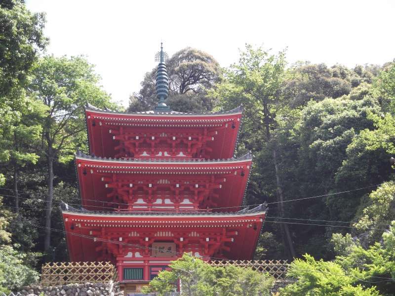 Gifu Private Tour - This three-story pagoda was established to commemorate the enthrone of the Emperor Taisho in 1917.