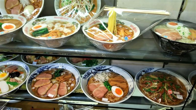 Tokyo Private Tour - Kappabashi street: food samples (ramen)