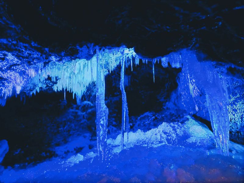 Mount Fuji Private Tour - Ice in Narusawa Ice Cave