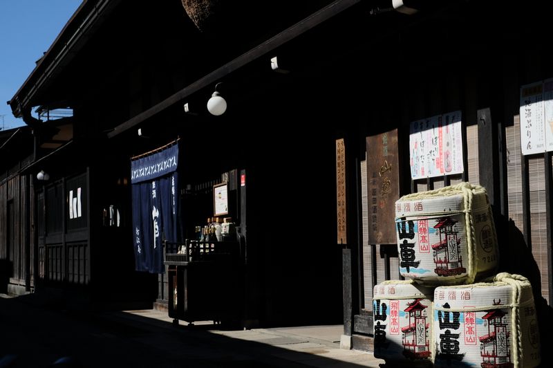 Takayama Private Tour - Try local sake with a detailed explanation of the production process by your guide who is an International Sake Sommelier.