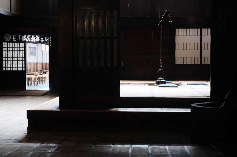 Takayama Private Tour - See the inside of traditional Japanese houses to see the authentic culture that has been passed down from the 17th century.