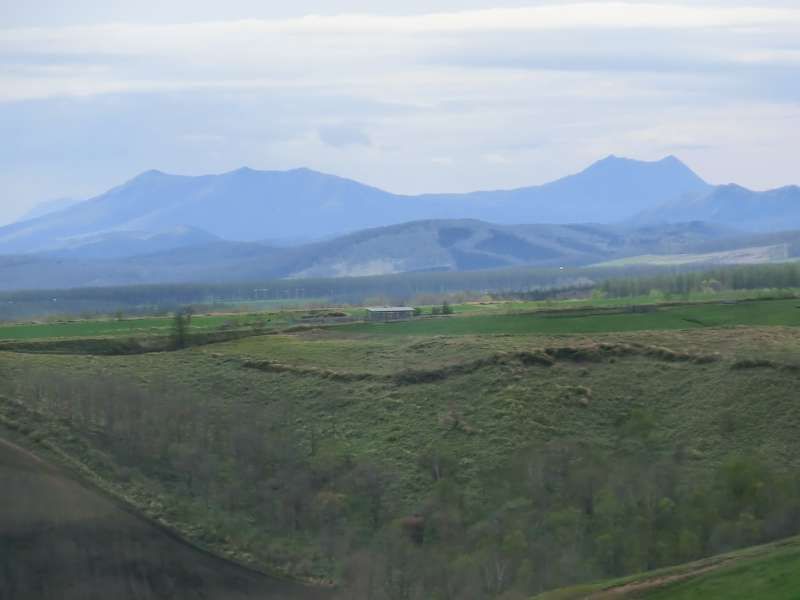 Shiretoko / Abashiri Private Tour - Distant views of Mt. Nishibetsu and Mt.Mashu. Both are so beautiful.