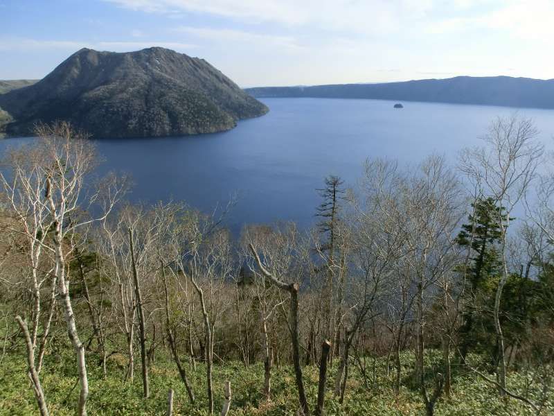 Shiretoko / Abashiri Private Tour - Lake Mashu, which is one of the most famous and beautiful lakes in Japan. Its mysterious color is called "Mashu Blue".