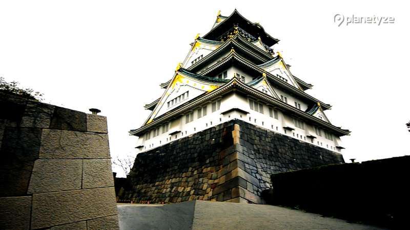 Osaka Private Tour - Osaka castel (Photo by Planetyze)