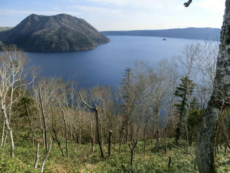 Shiretoko / Abashiri Private Tour - Lake Mashu, which is amazingly beautiful and famous for its mysterious color called Mashu Blue.