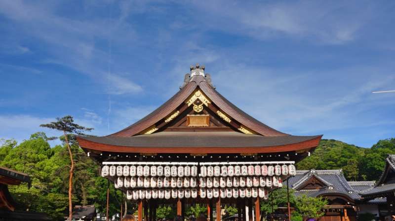 Kyoto Private Tour - Yasaka Shrine in Gion