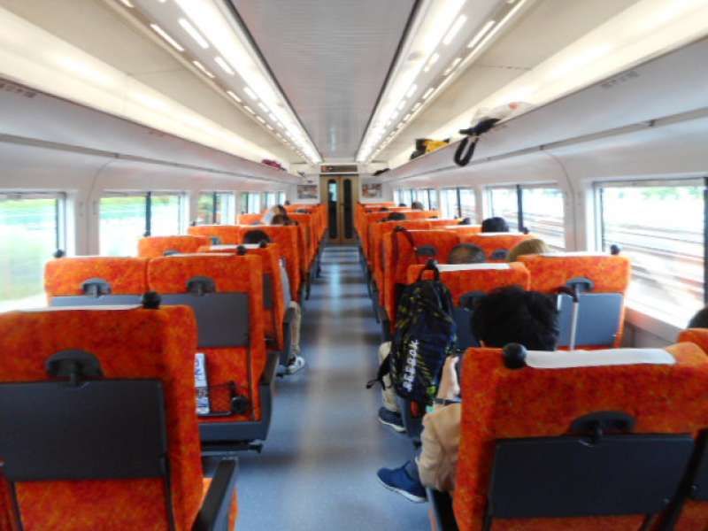 Nikko Private Tour - JR-Tobu Express is very comfortable (6680 yen round trip from JR Shinjuku/Ikebukuro but only starts 9:37)