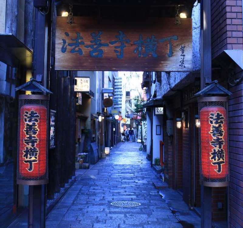 Osaka Private Tour - 6. Hidden arcade behind busy namba area