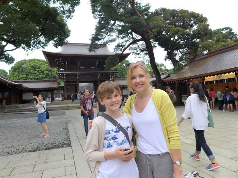 Tokyo Private Tour - Tokyo's largest Shinto shrine.