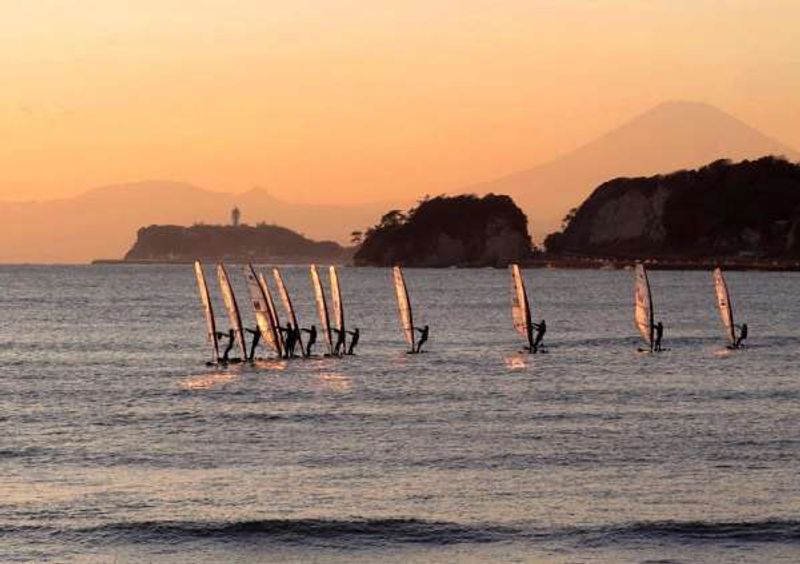 Kamakura Private Tour - Wind surfers and Mt. Fuji in the sunset