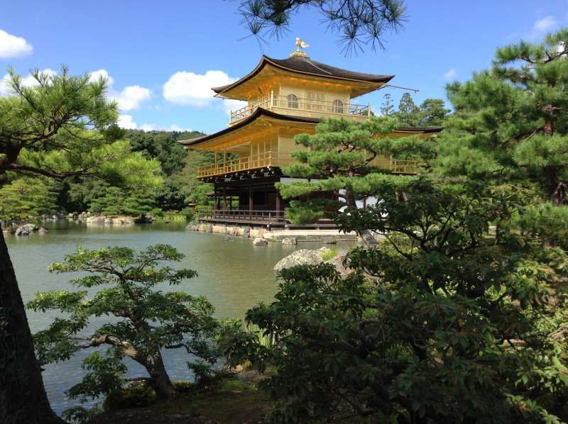 Kyoto Private Tour - Golden pavilion:
In 1397, Ashikaga Yoshimitsu started construction of reliquary hall (Kinkaku), completed in 1408. Kinkaku is a three-story wooden castle building, the first layer is a palatial architecture, The second layer is built using samurai-house style, the third layer is the style of Zen temple and the Relics of the Buddha is settled. The roof of Kinkaku is decorated with phoenix.
In 1950 the scholar set fire to burn down, and in 1955 the Kinkaku was rebuilt.