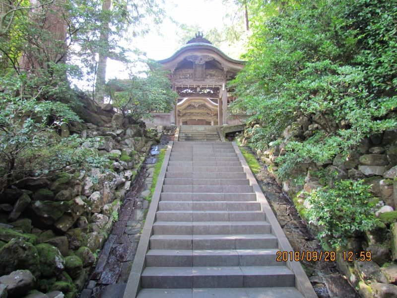 Aichi Private Tour - Karamon Gate at Eiheiji Temple