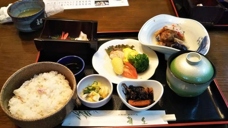 Chiba Private Tour - You can enjoy local Foods at a restaurant in the city.