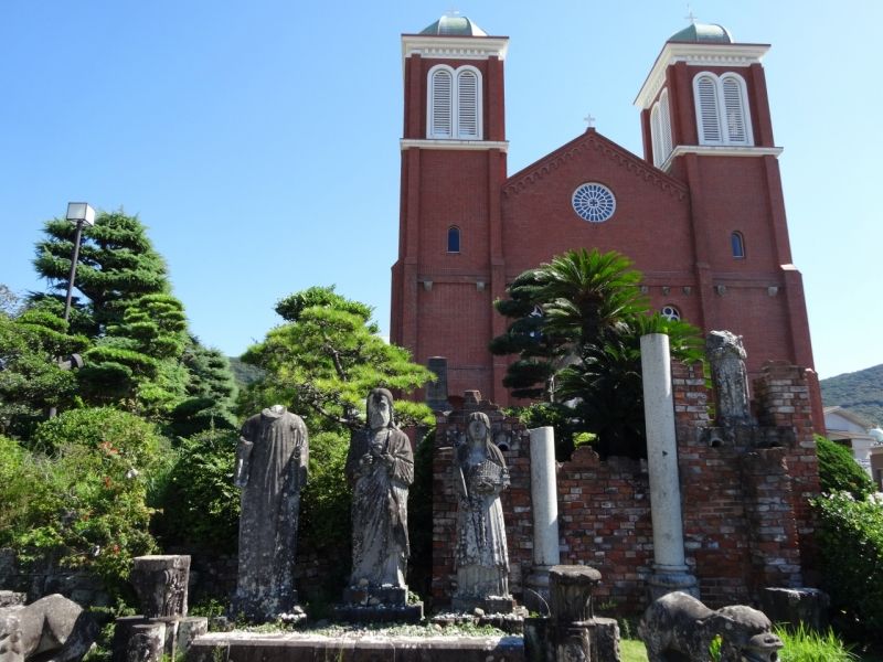 Nagasaki Private Tour - URAKAMI Cathedral and X-ray exposed statures