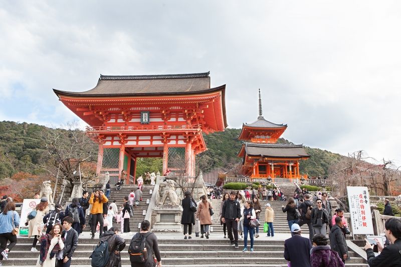 Kyoto Private Tour - Nioh (Deva King)-mon Gate to Kiyomizu-dera Temple  ( the roof of the main hall now under repair )