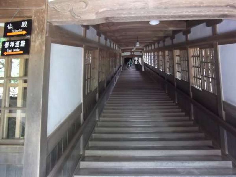 Fukui Private Tour - " Hallway leading to "Butsuden" hall.