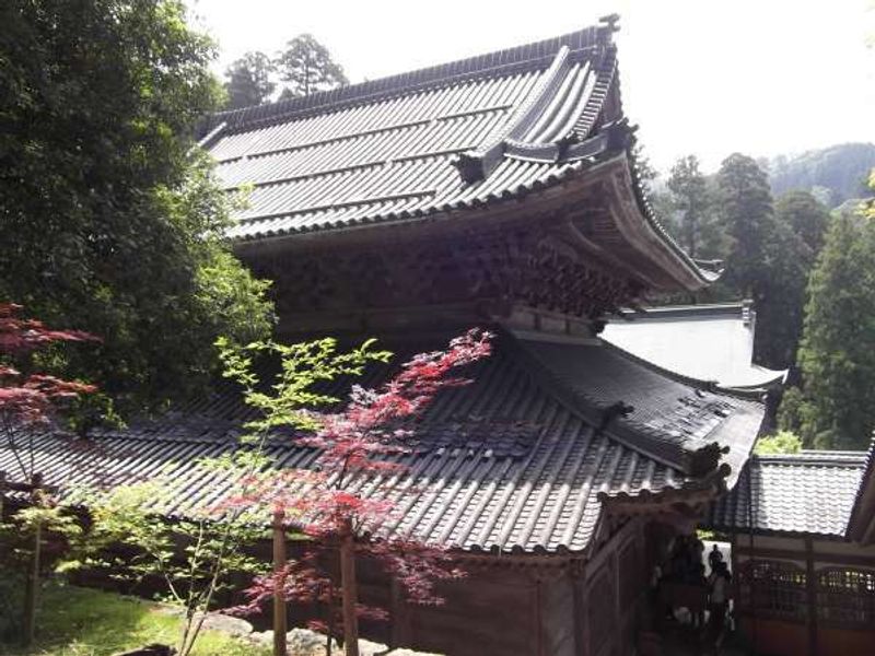 Fukui Private Tour - "Butsuden" hall.