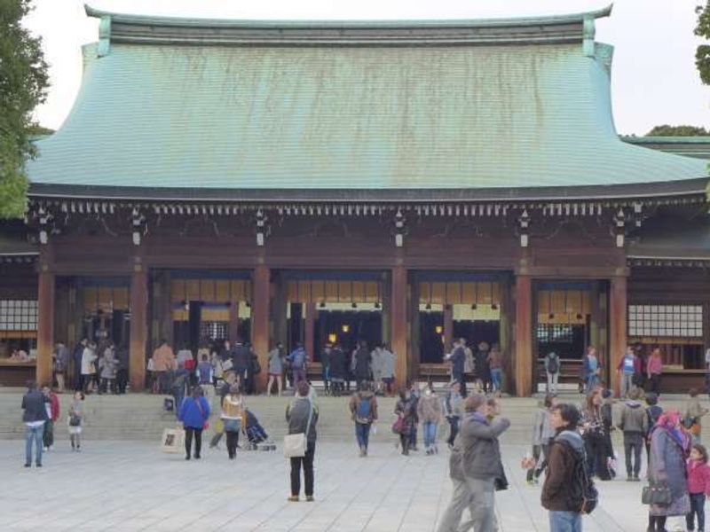 Tokyo Private Tour - The main building of Meiji shrine