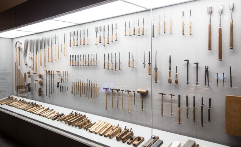 Kobe Private Tour - Japanese carpenter tools are different from Western tools. It has been changing to suit for Japanese buildings. This museum shows the history of relationship between Japanese carpenter tools and Japanese buildings.