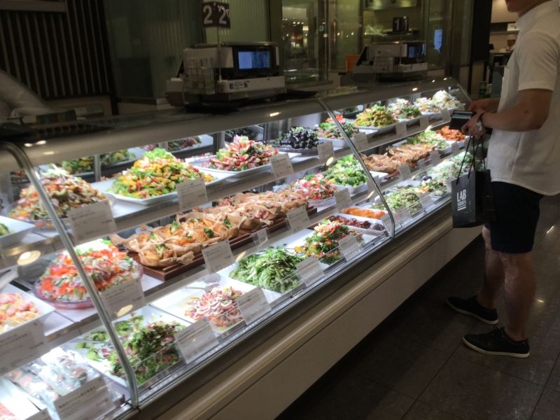 Tokyo Private Tour - Food floor of Isetan Department Store 