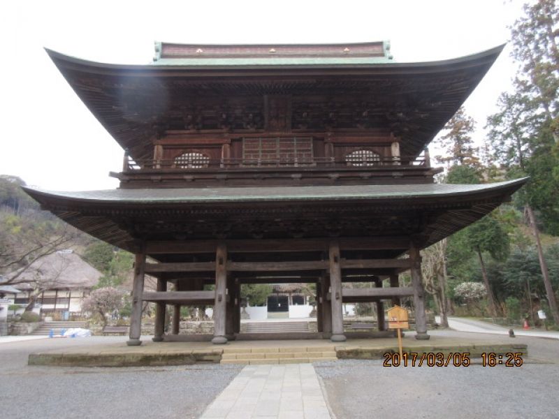 Kamakura Private Tour - Enkakuji Temple (second among the Five Great Zen-temples in Kamakura founded in 1282)