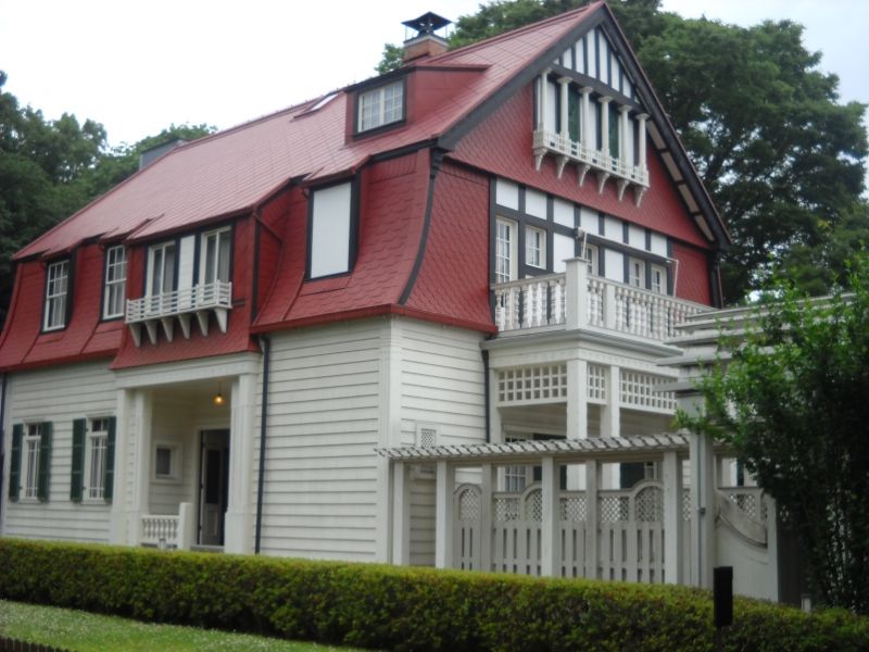 Tokyo Private Tour - Lalande House, very early western style house in Japan, at Shinanomachi Tokyo. 