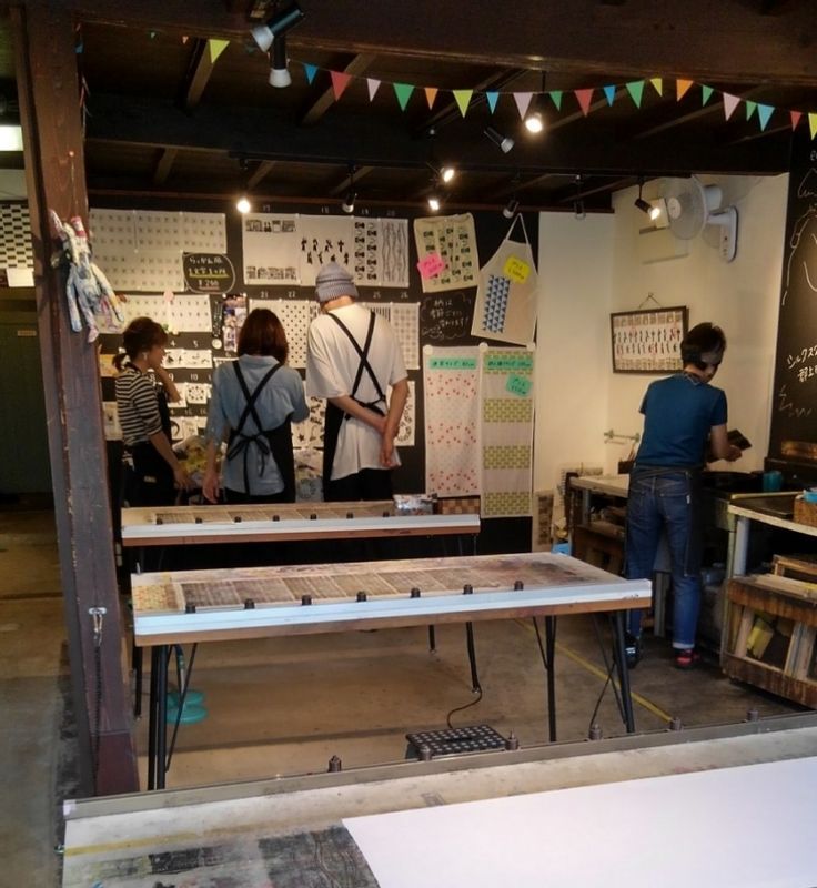 Gifu Private Tour - hands-on experience of silk-screen printing shop