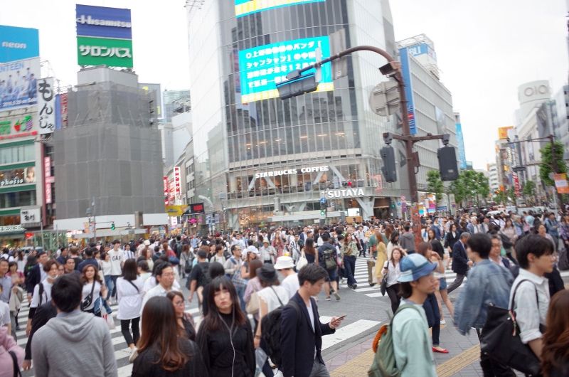 Tokyo Private Tour - Shibuya Scramble Crossing! Why not try becoming a part of the world's busiest crossing?