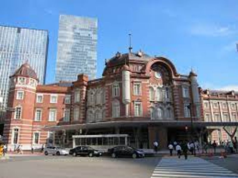 Tokyo Private Tour - Bahnhof Tokyo