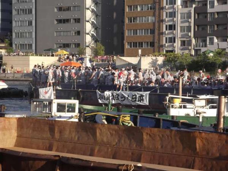 Osaka Private Tour - Raft full of kimono-clad guests.