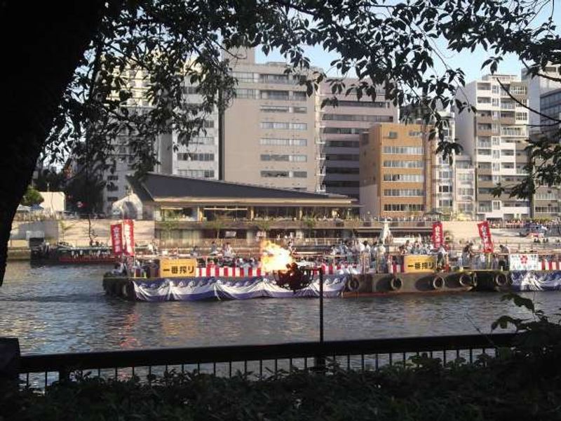 Osaka Private Tour - Raft full of kimono-clad guests.