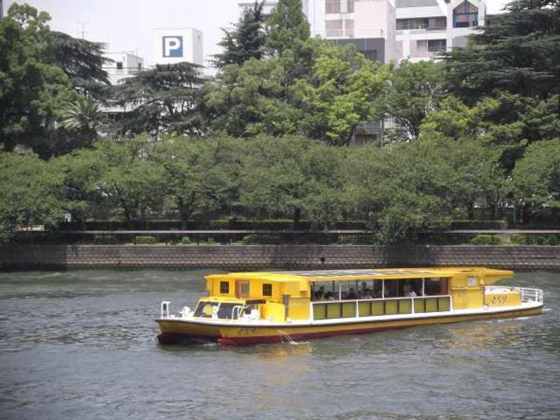 Osaka Private Tour - Sightseeing ship.