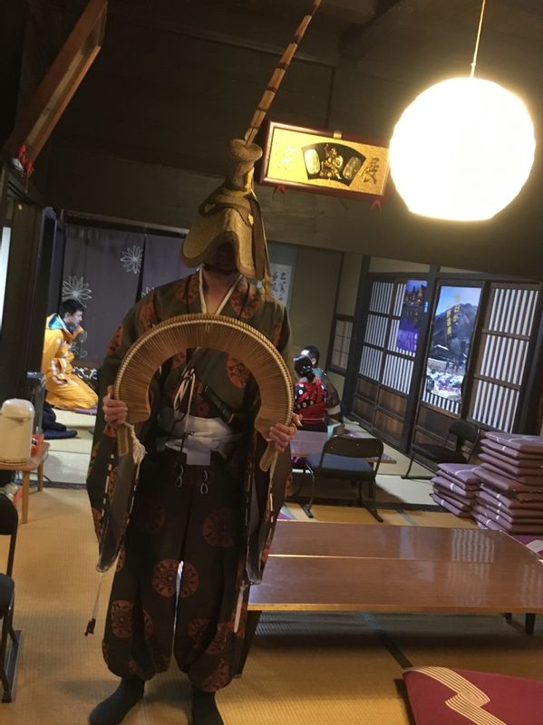 Toyama Private Tour - Dancer preparing for Kokiriko folk song in Gokayama