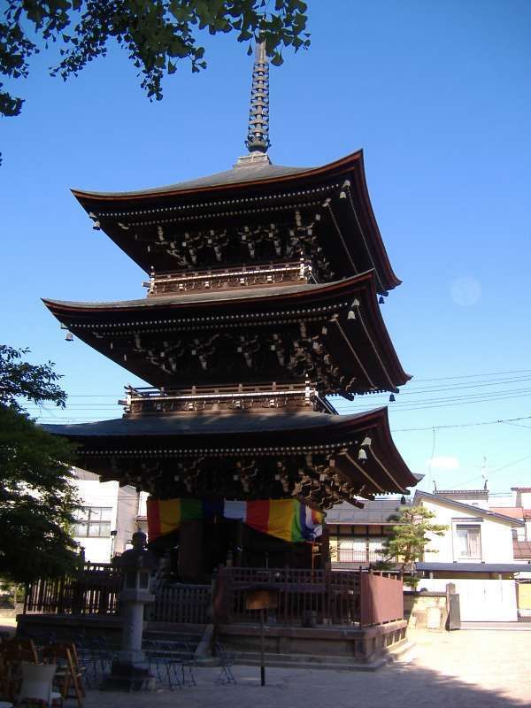 Gifu Private Tour - Three-story pagoda of Kokubunji temple.