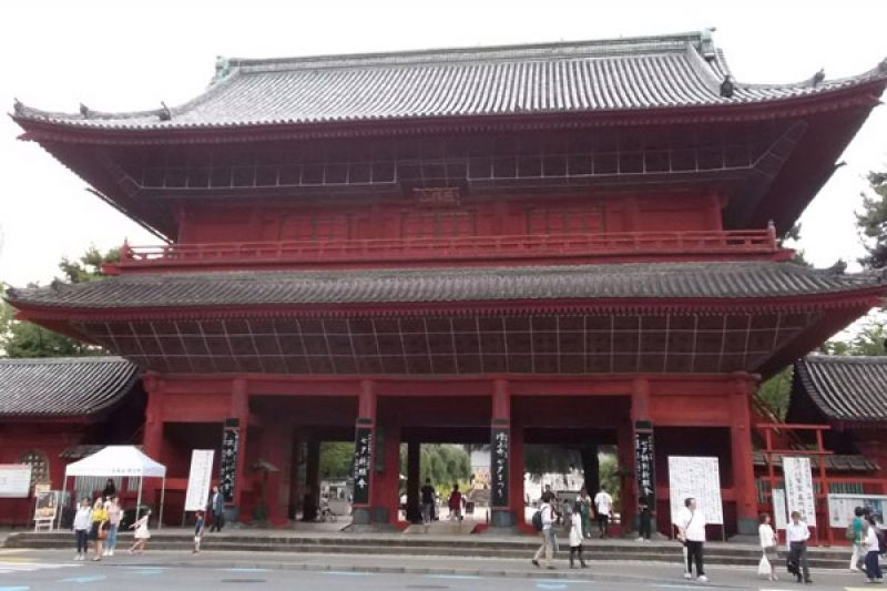 Tokyo Private Tour - The impressive Sanmon Gate of Zojoji temple