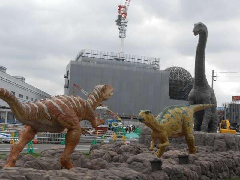 Fukui Private Tour - Models of dinosaurs at JR Fukui station.