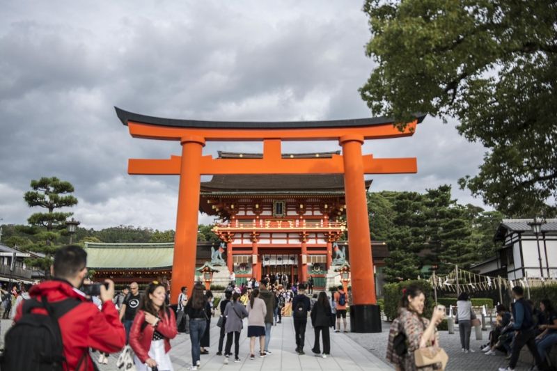 Kyoto Private Tour - Fushimi Inari shrine torii gates