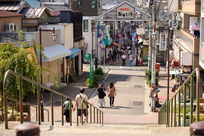 Tokyo Private Tour - (A)Yanaka - Yanaka-ginza is local shopping street loved by Japanese people for its nostalgic atmosphere.