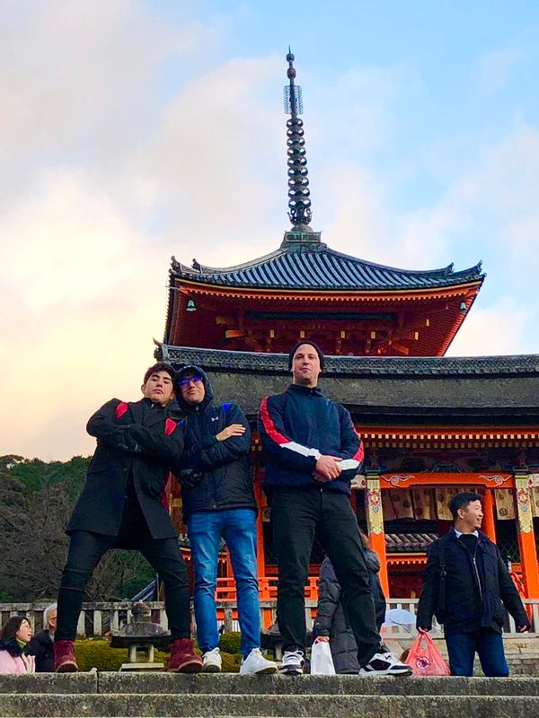 Kyoto Private Tour - Much more to see behind that pagoda at the Kiyomizu dera temple!