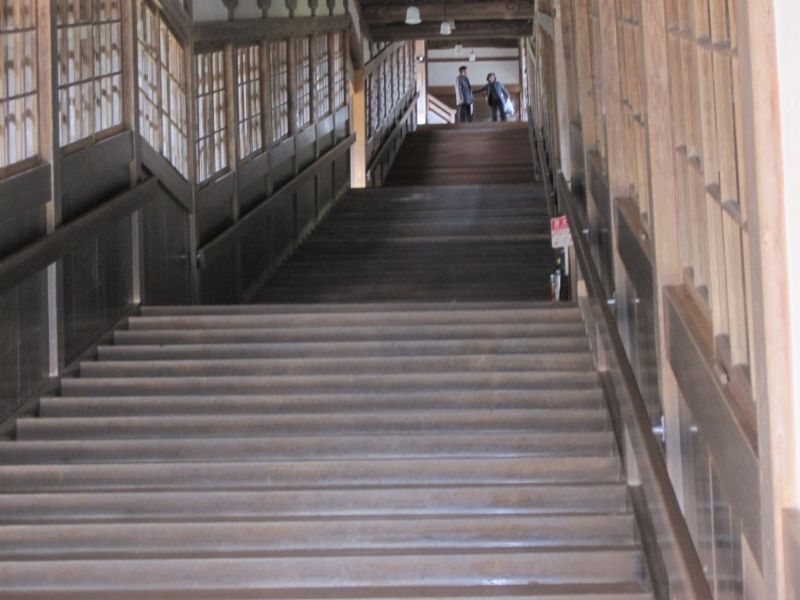 Fukui Private Tour - Long corridors in a large temple complex