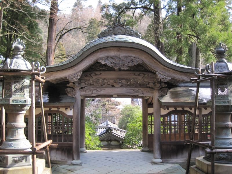 Fukui Private Tour - Sakamon Gate