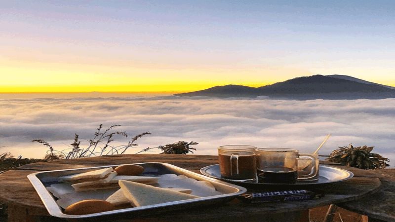 Bali Private Tour - breakfast at Mount Batur