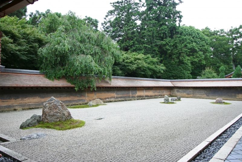 Osaka Private Tour - World Heritage, Zen Rock Garden in Ryoanji Temple