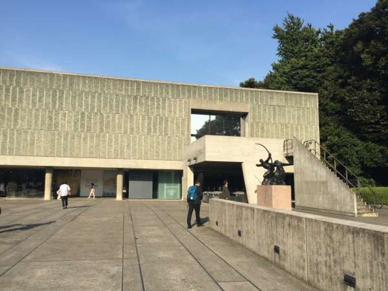 Tokyo Private Tour - The National Museum of Western Art (a candidate for UNESCO World Heritage) 