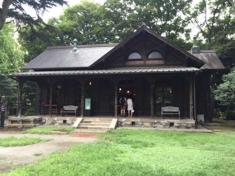 Tokyo Private Tour - Kyu-Iwasaki-Tei residence (Former residence of the Iwasaki family)